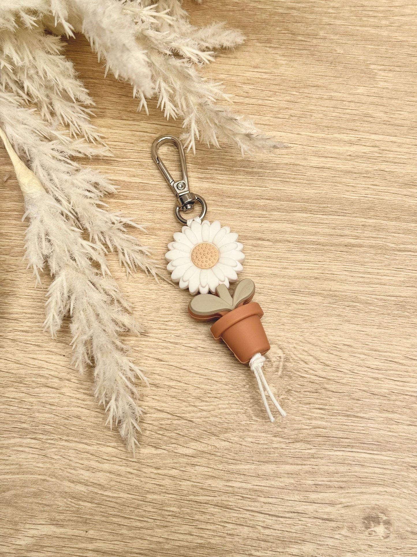 Key Chain - Daisy Pot