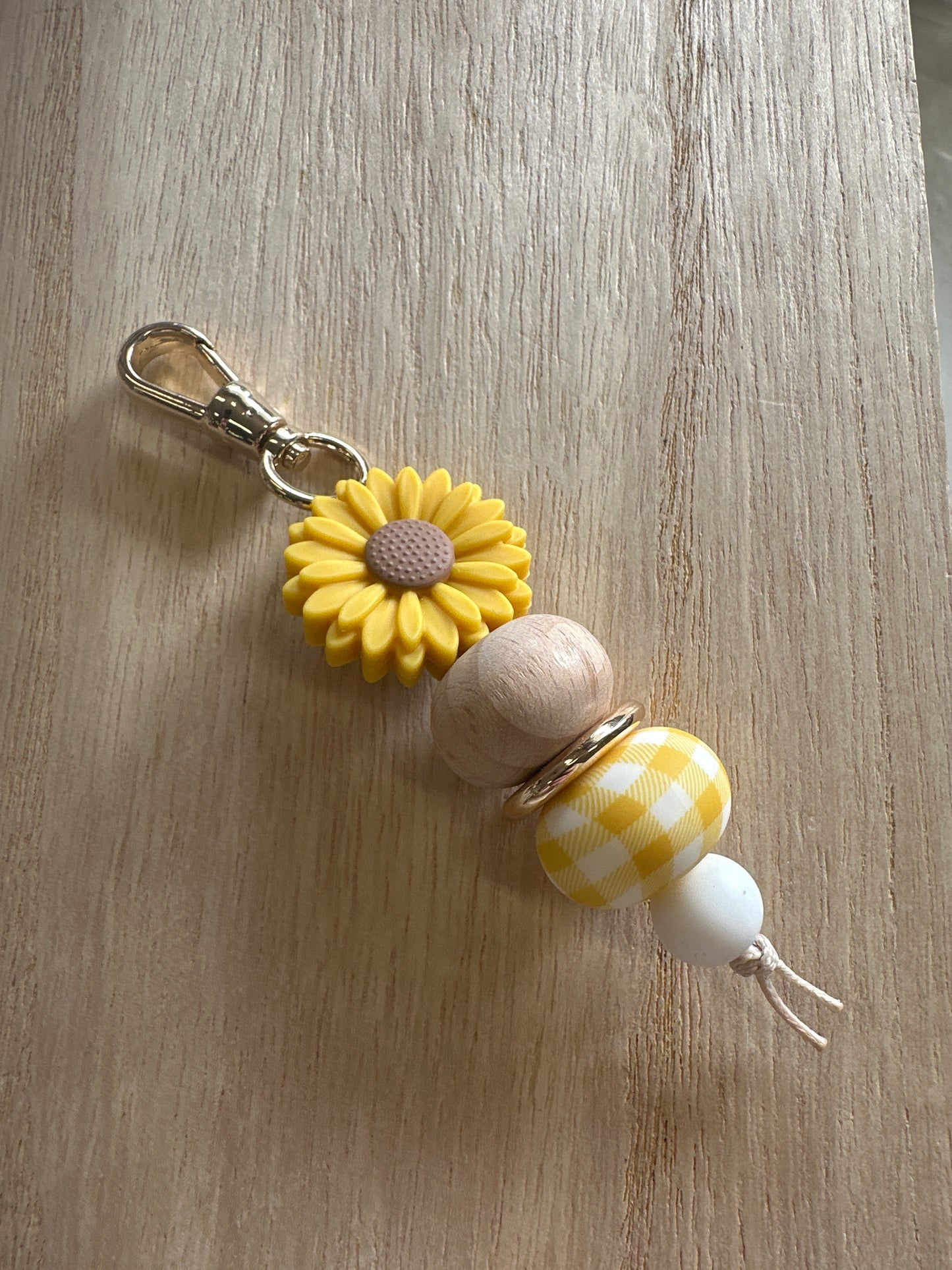 Key Chain - Yellow Sunflower with checkered theme