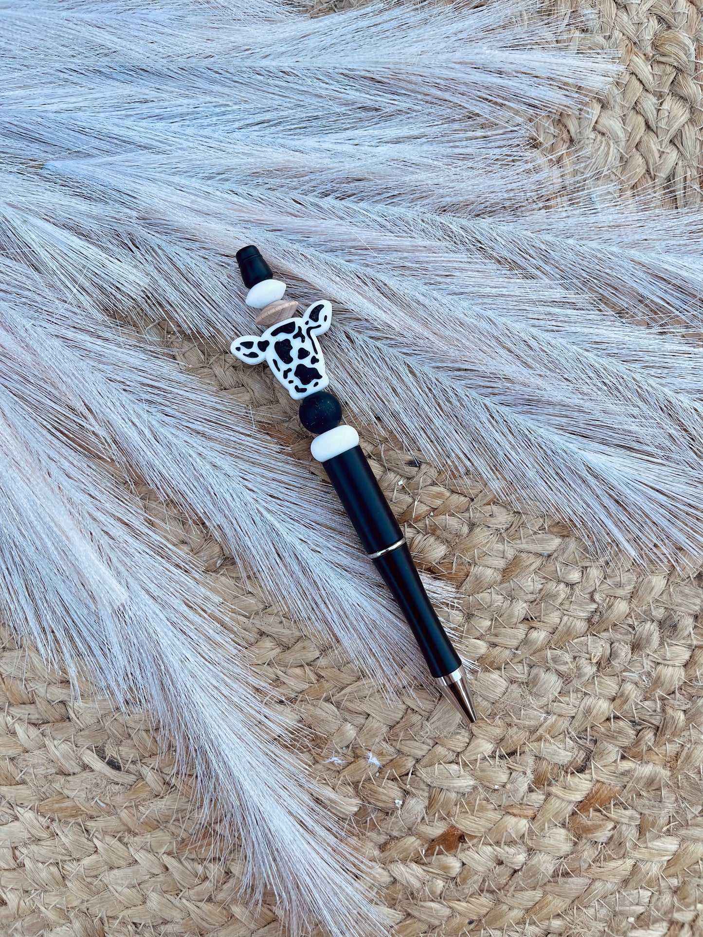 Black Cow Head Pen